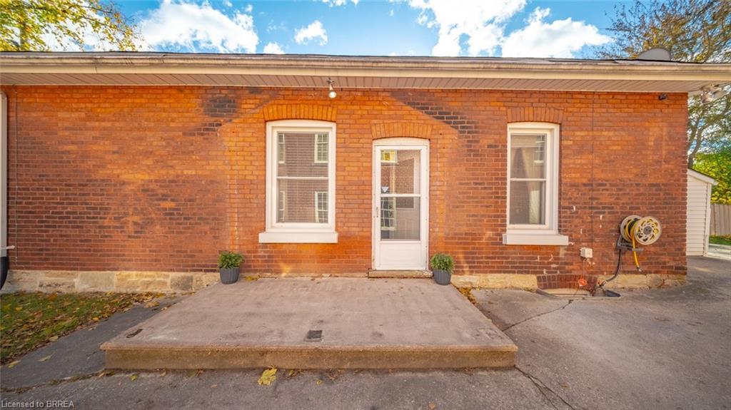 73 Superior Street, Brantford, ON - Outdoor