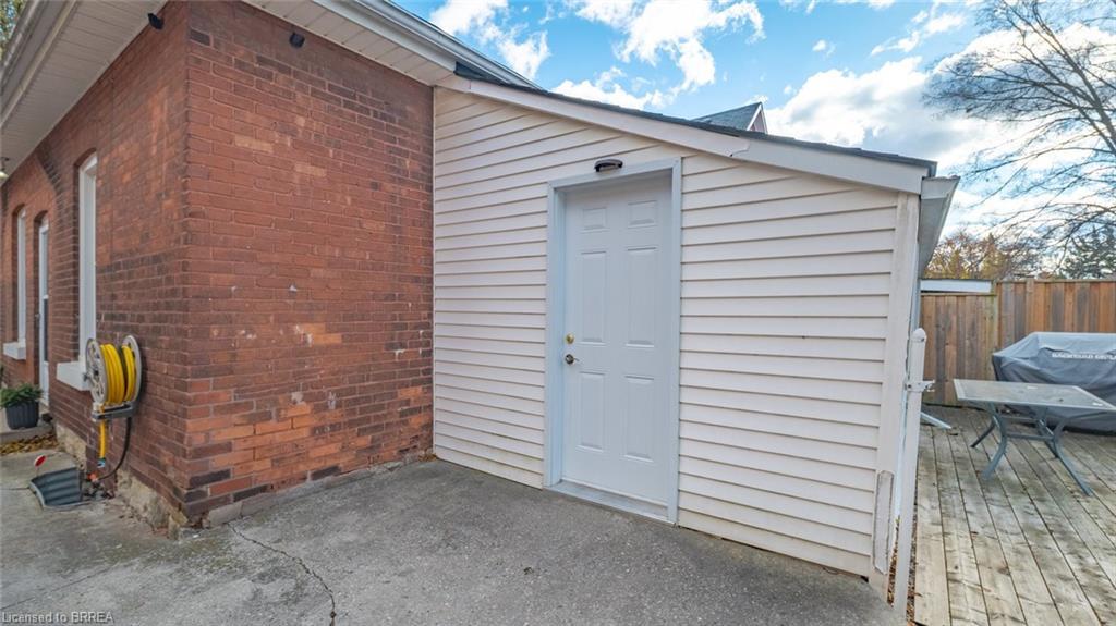 73 Superior Street, Brantford, ON - Outdoor With Exterior