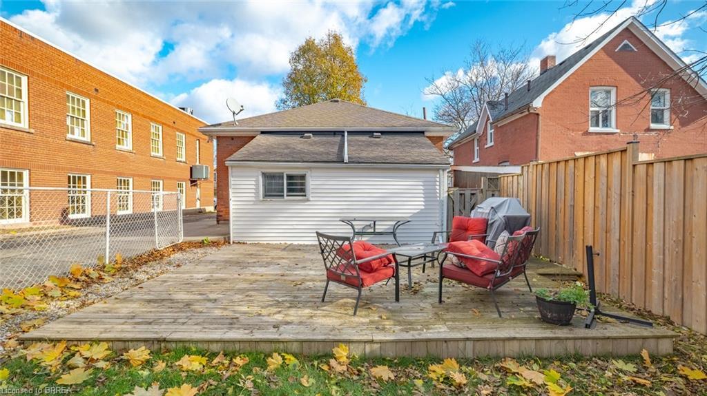 73 Superior Street, Brantford, ON - Outdoor With Exterior