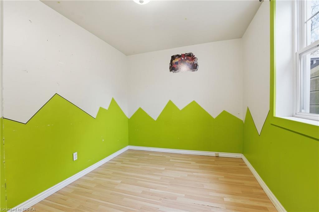 150 Catharine Avenue, Brantford, ON - Indoor Photo Showing Other Room