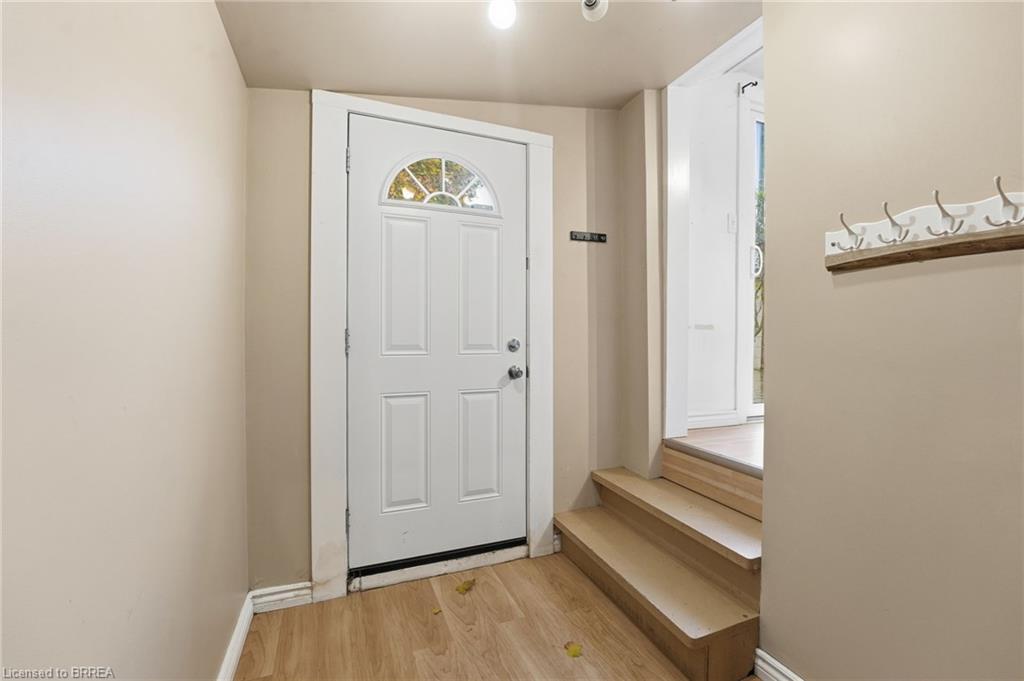 150 Catharine Avenue, Brantford, ON - Indoor Photo Showing Other Room
