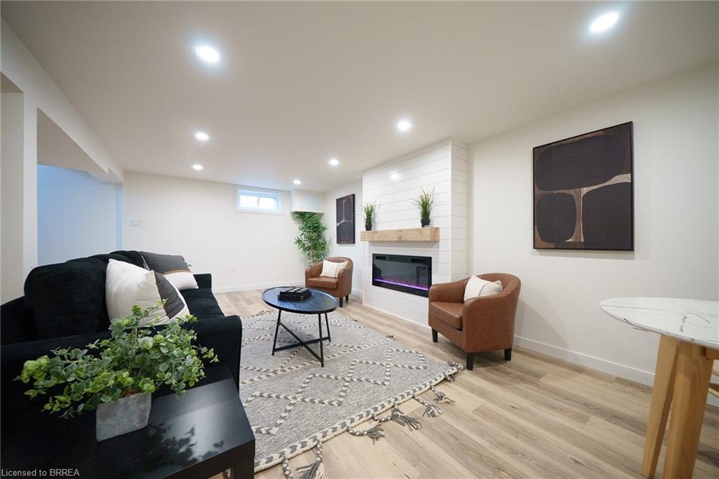 37 Rowanwood Avenue, Brantford, ON - Indoor With Fireplace