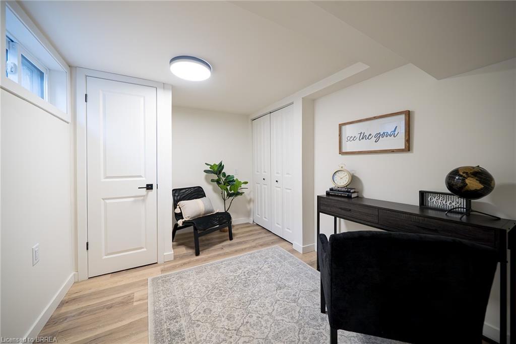 37 Rowanwood Avenue, Brantford, ON - Indoor Photo Showing Other Room