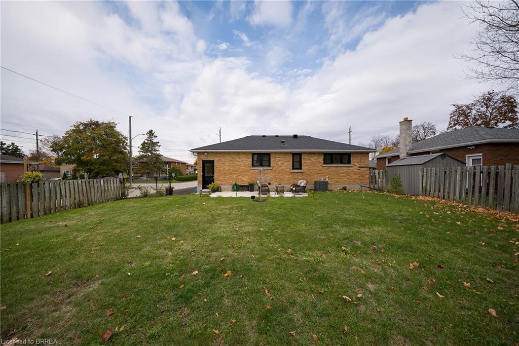 37 Rowanwood Avenue, Brantford, ON - Outdoor With Backyard