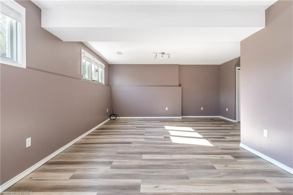 5 Cork Crescent, Brantford, ON - Indoor Photo Showing Other Room