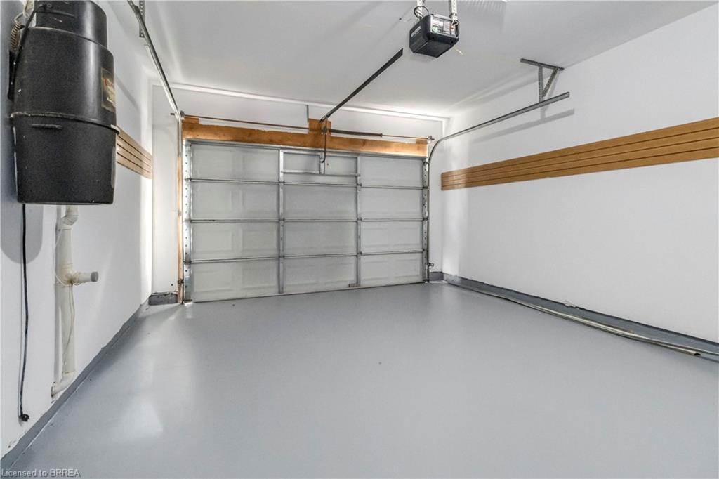 5 Cork Crescent, Brantford, ON - Indoor Photo Showing Garage