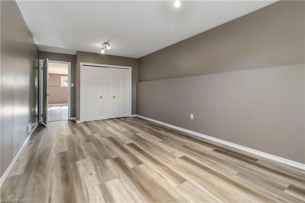 5 Cork Crescent, Brantford, ON - Indoor Photo Showing Other Room