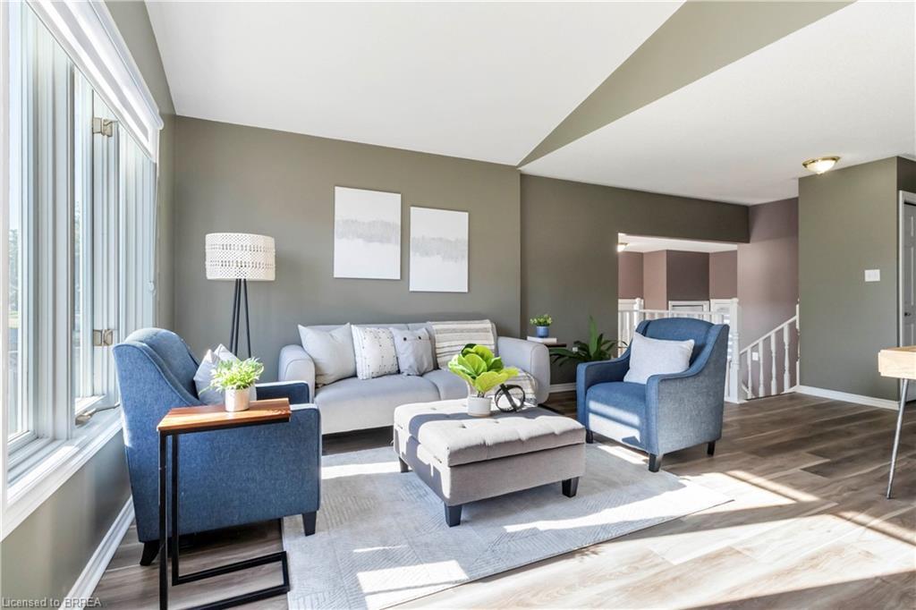 5 Cork Crescent, Brantford, ON - Indoor