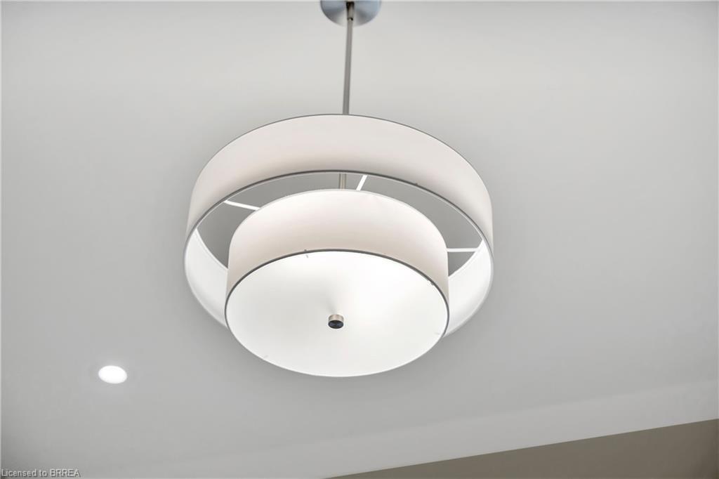 204-7 Grand River Street N, Paris, ON - Indoor Photo Showing Other Room