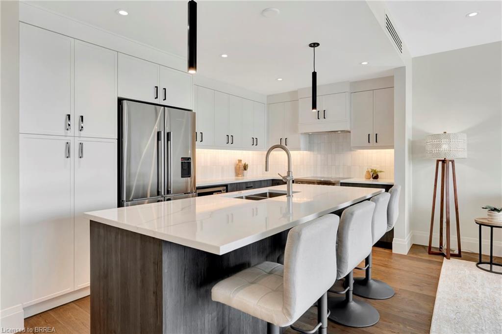203-7 Grand River Street N, Paris, ON - Indoor Photo Showing Kitchen With Double Sink With Upgraded Kitchen