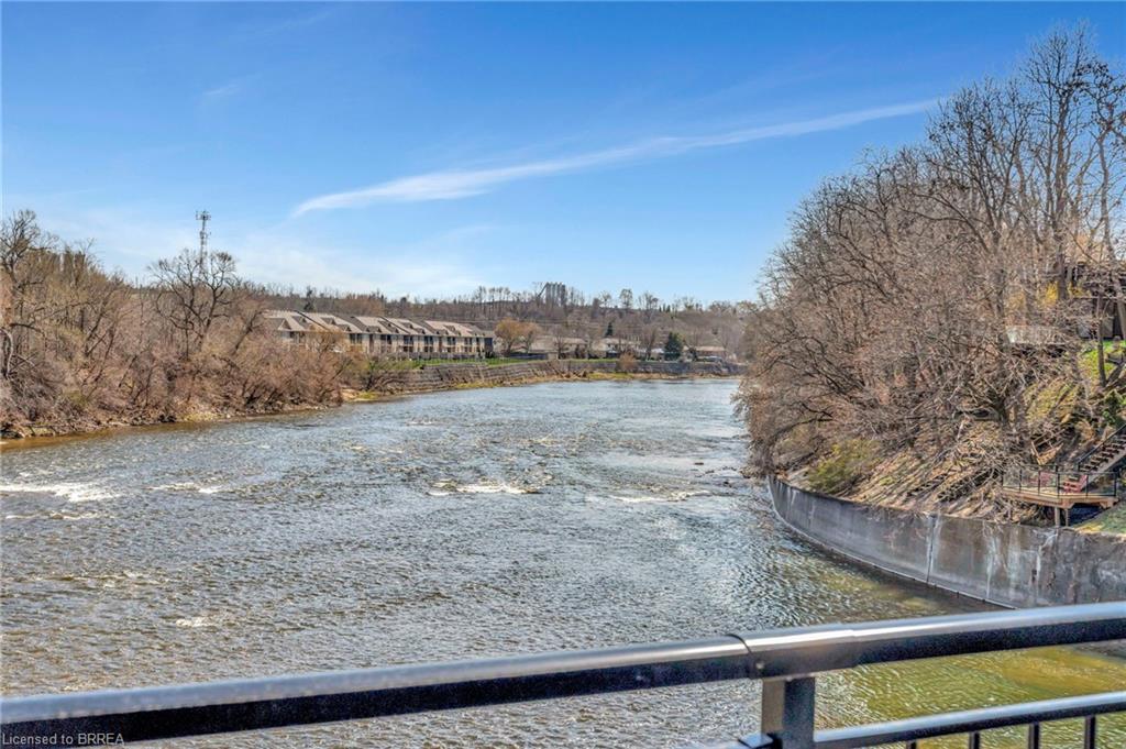 203-7 Grand River Street N, Paris, ON - Outdoor With View