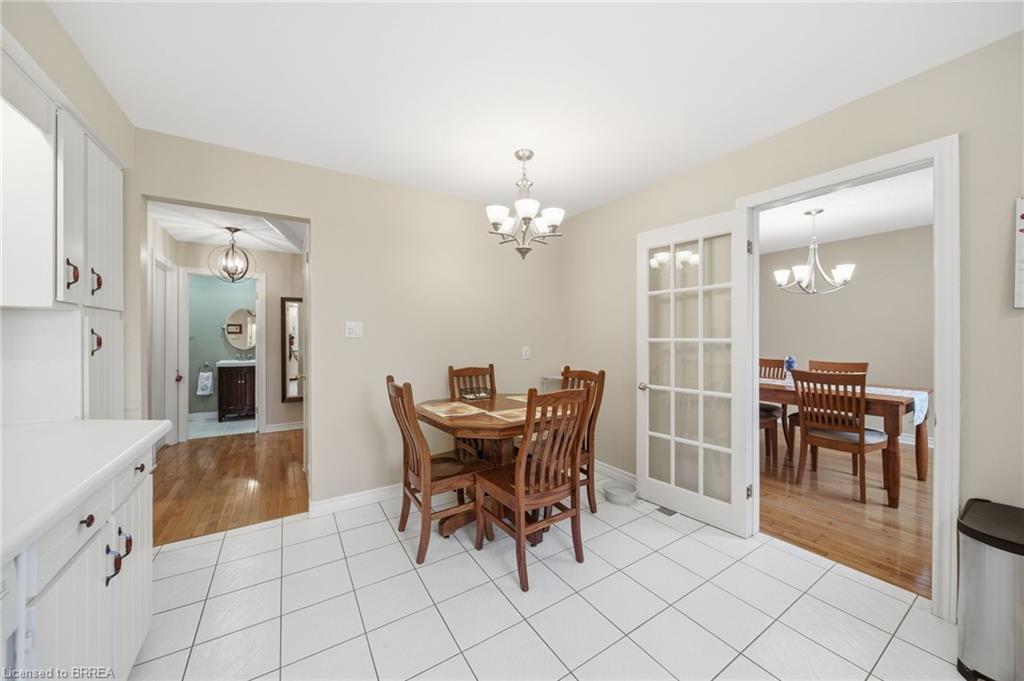 36 Black Locust Way, Brantford, ON - Indoor Photo Showing Dining Room