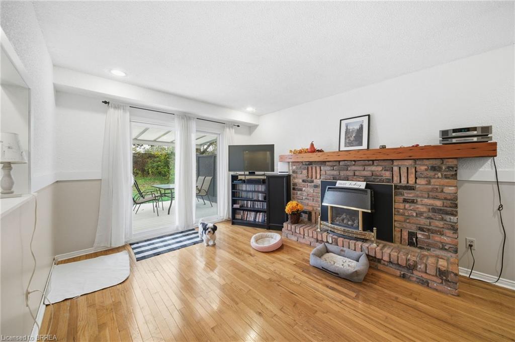 36 Black Locust Way, Brantford, ON - Indoor Photo Showing Living Room With Fireplace