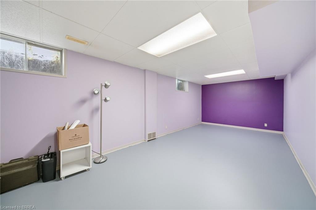 36 Black Locust Way, Brantford, ON - Indoor