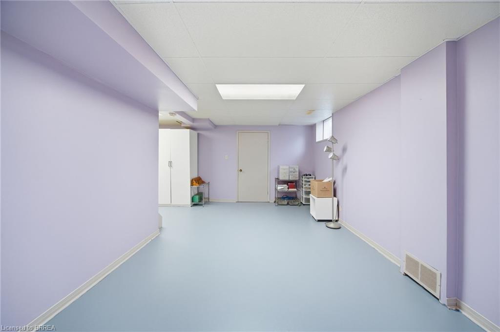 36 Black Locust Way, Brantford, ON - Indoor