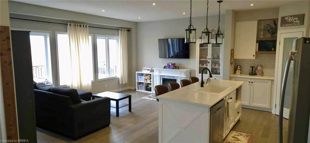 333 Poldon Drive, Norwich, ON - Indoor Photo Showing Other Room