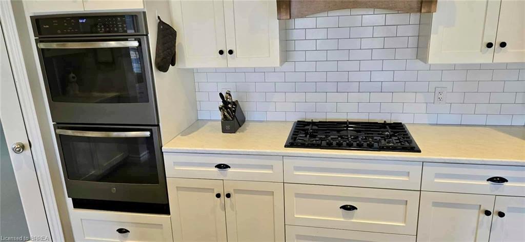 333 Poldon Drive, Norwich, ON - Indoor Photo Showing Kitchen