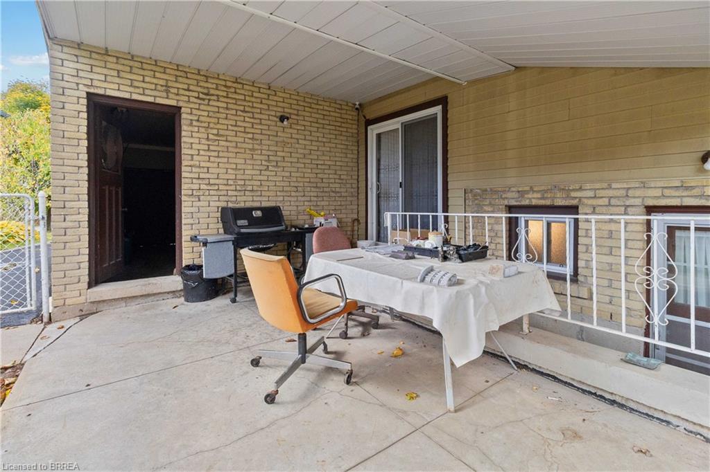 11 Sigurd Jensen Court, Brantford, ON - Outdoor With Deck Patio Veranda With Exterior