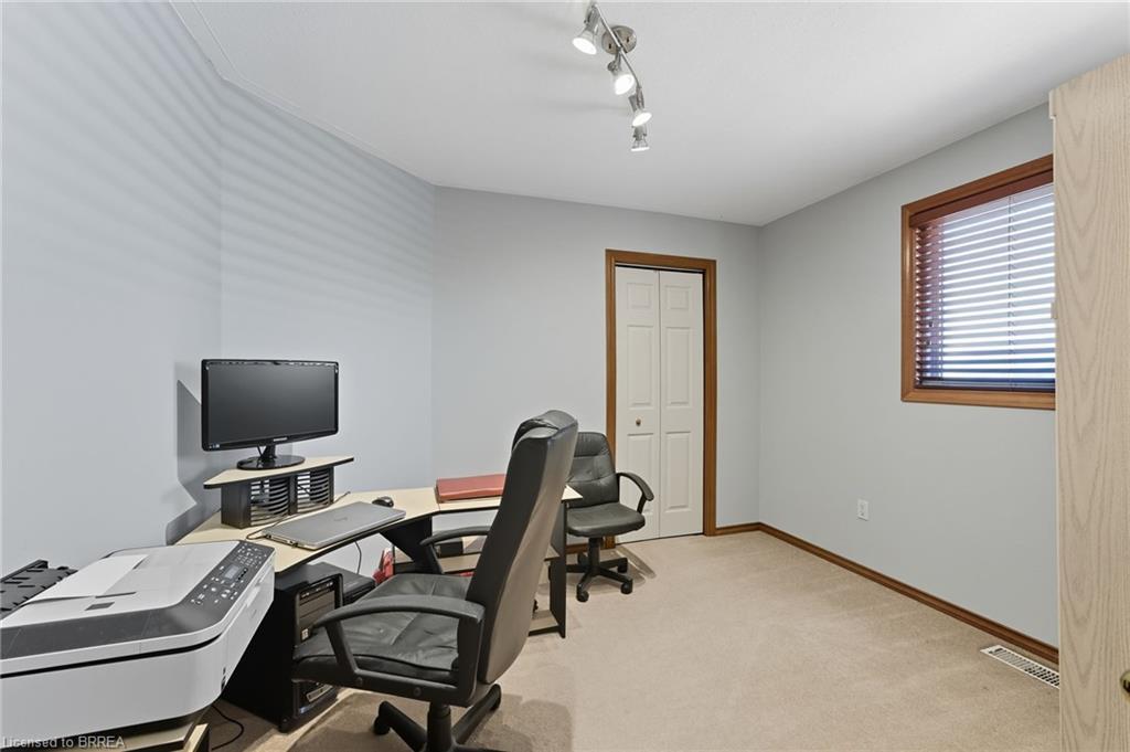 23 Garners Lane, Brantford, ON - Indoor Photo Showing Office