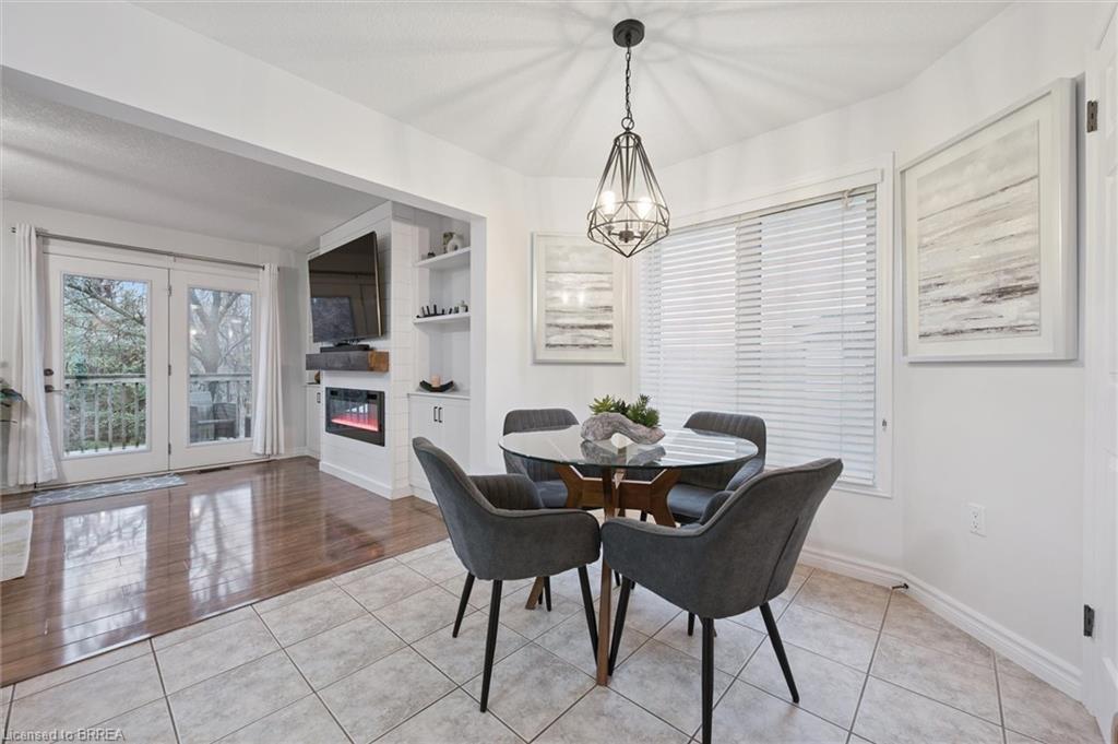 59 Patrick Boulevard, Elora, ON - Indoor Photo Showing Dining Room