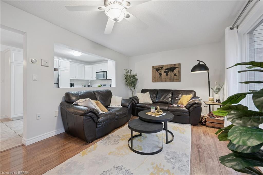 59 Patrick Boulevard, Elora, ON - Indoor Photo Showing Living Room