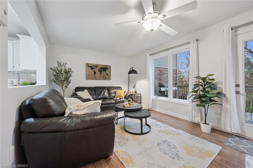 59 Patrick Boulevard, Elora, ON - Indoor Photo Showing Living Room