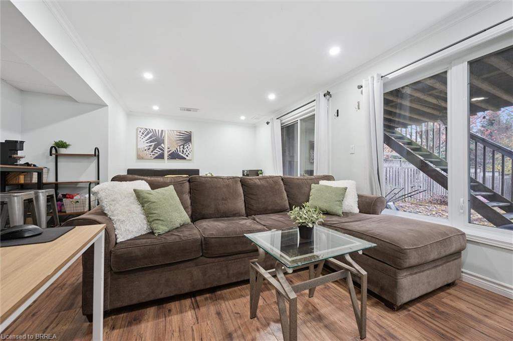59 Patrick Boulevard, Elora, ON - Indoor Photo Showing Living Room