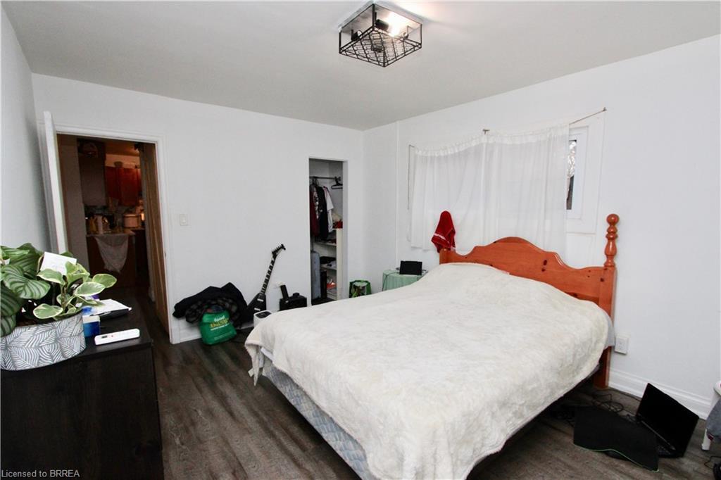 4-72 Kent Street N, Simcoe, ON - Indoor Photo Showing Bedroom