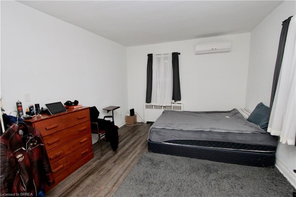 4-72 Kent Street N, Simcoe, ON - Indoor Photo Showing Other Room