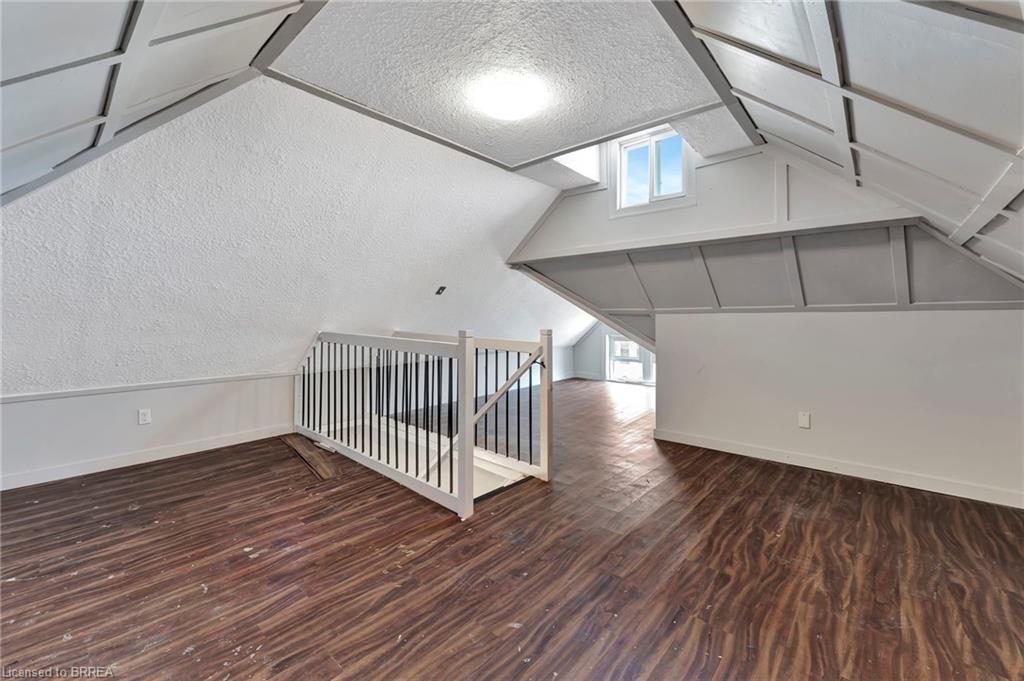170 Murray Street, Brantford, ON - Indoor Photo Showing Other Room