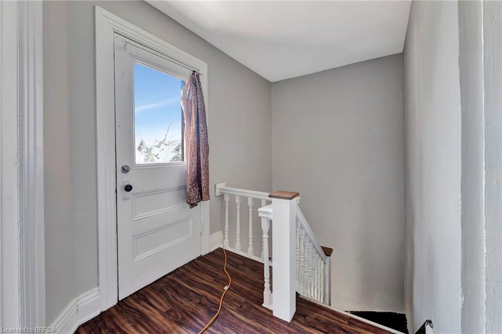 170 Murray Street, Brantford, ON - Indoor Photo Showing Other Room