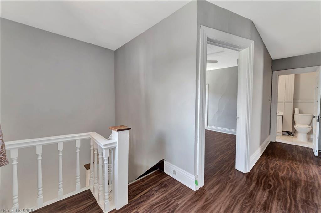 170 Murray Street, Brantford, ON - Indoor Photo Showing Other Room