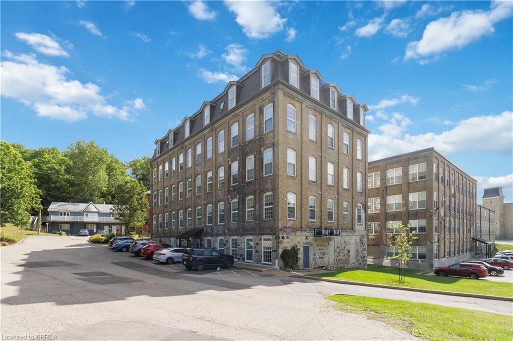 504-140 West River Street, Paris, ON - Outdoor With Facade