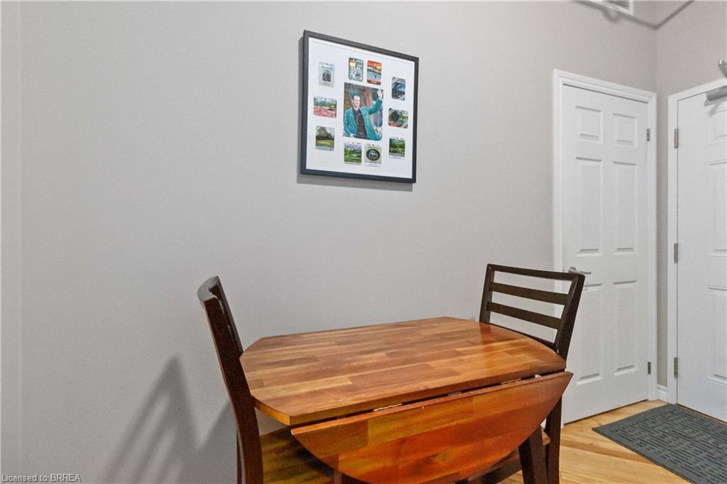 504-140 West River Street, Paris, ON - Indoor Photo Showing Dining Room