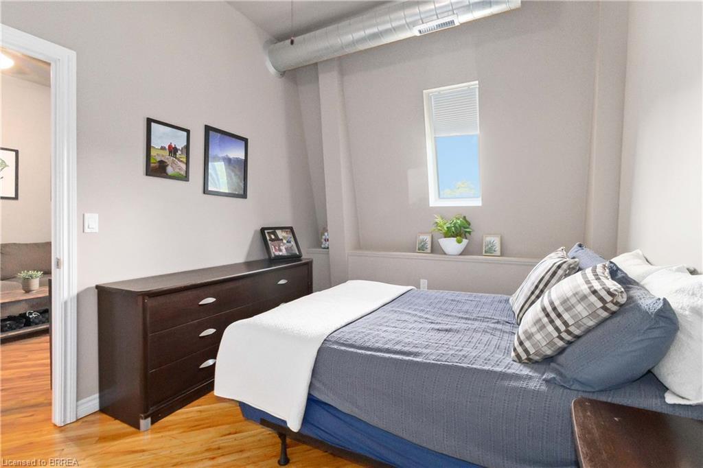 504-140 West River Street, Paris, ON - Indoor Photo Showing Bedroom