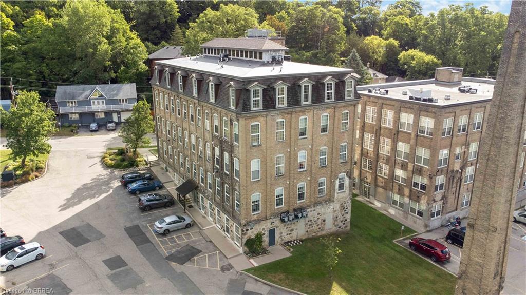 504-140 West River Street, Paris, ON - Outdoor