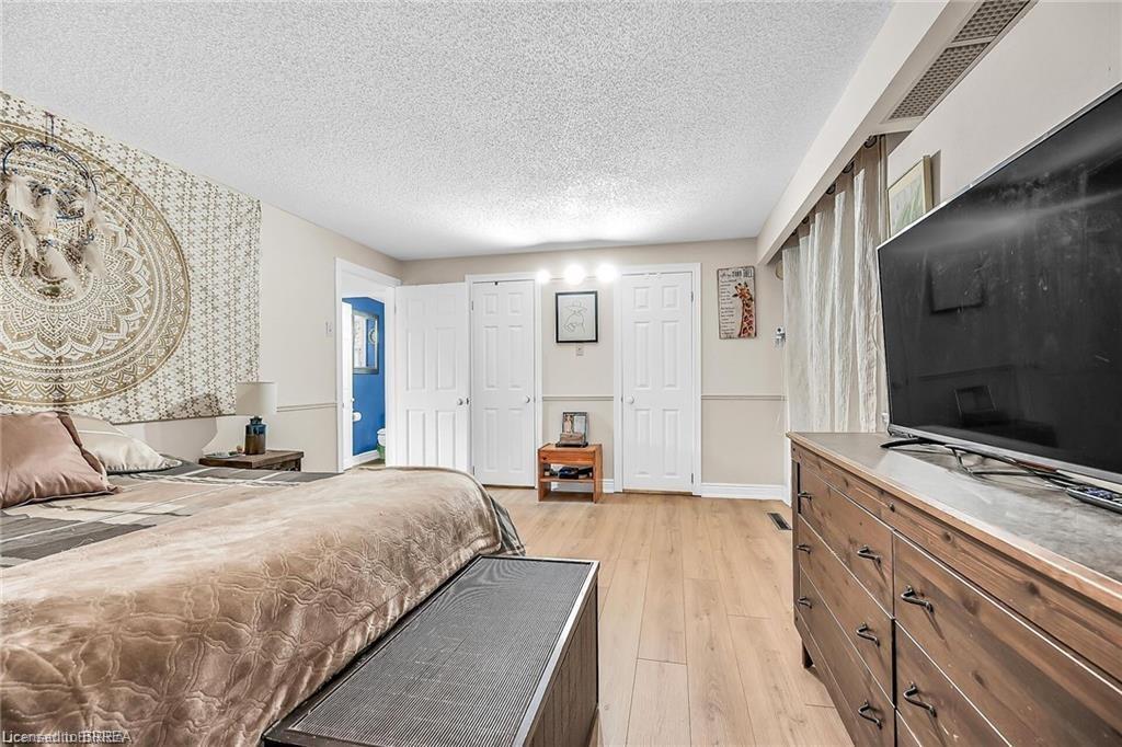 57 12Th Concession, Freelton, ON - Indoor Photo Showing Bedroom