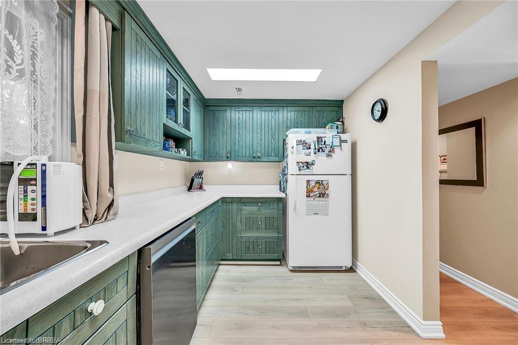 57 12Th Concession, Freelton, ON - Indoor Photo Showing Kitchen