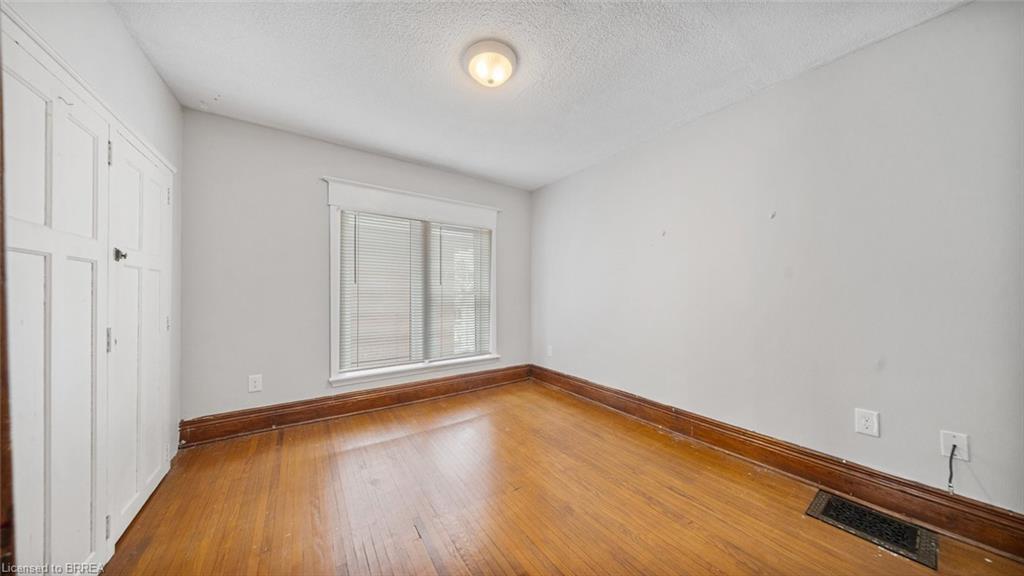 47 Grey Street, Brantford, ON - Indoor Photo Showing Other Room