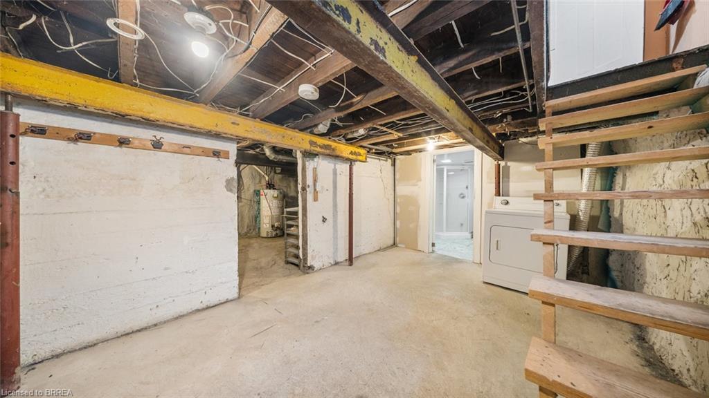 47 Grey Street, Brantford, ON - Indoor Photo Showing Basement