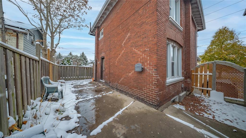47 Grey Street, Brantford, ON - Outdoor With Exterior