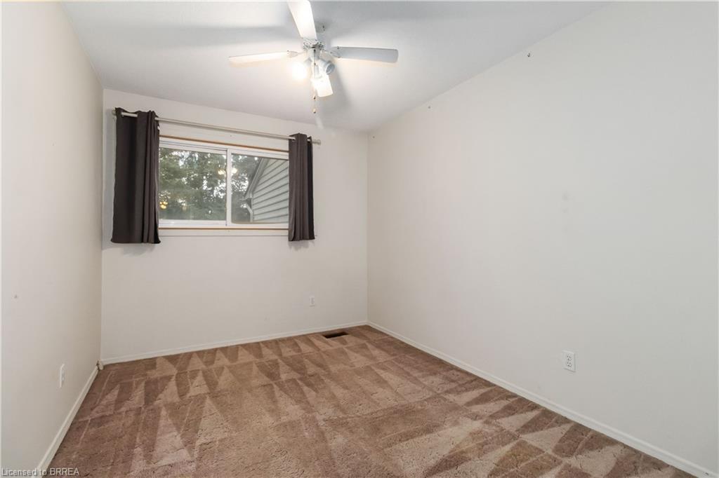 B-671 West Street, Brantford, ON - Indoor Photo Showing Other Room