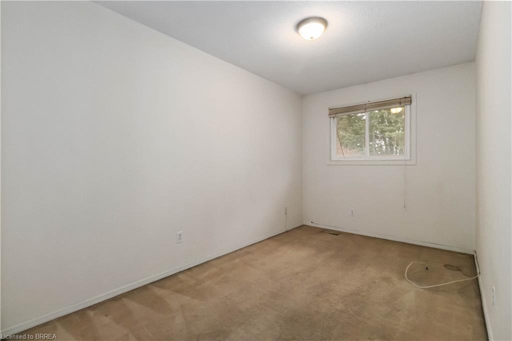 B-671 West Street, Brantford, ON - Indoor Photo Showing Other Room