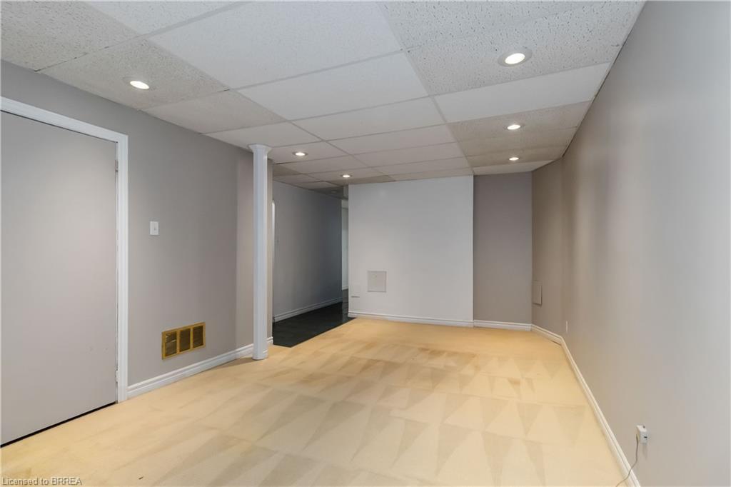 B-671 West Street, Brantford, ON - Indoor Photo Showing Other Room