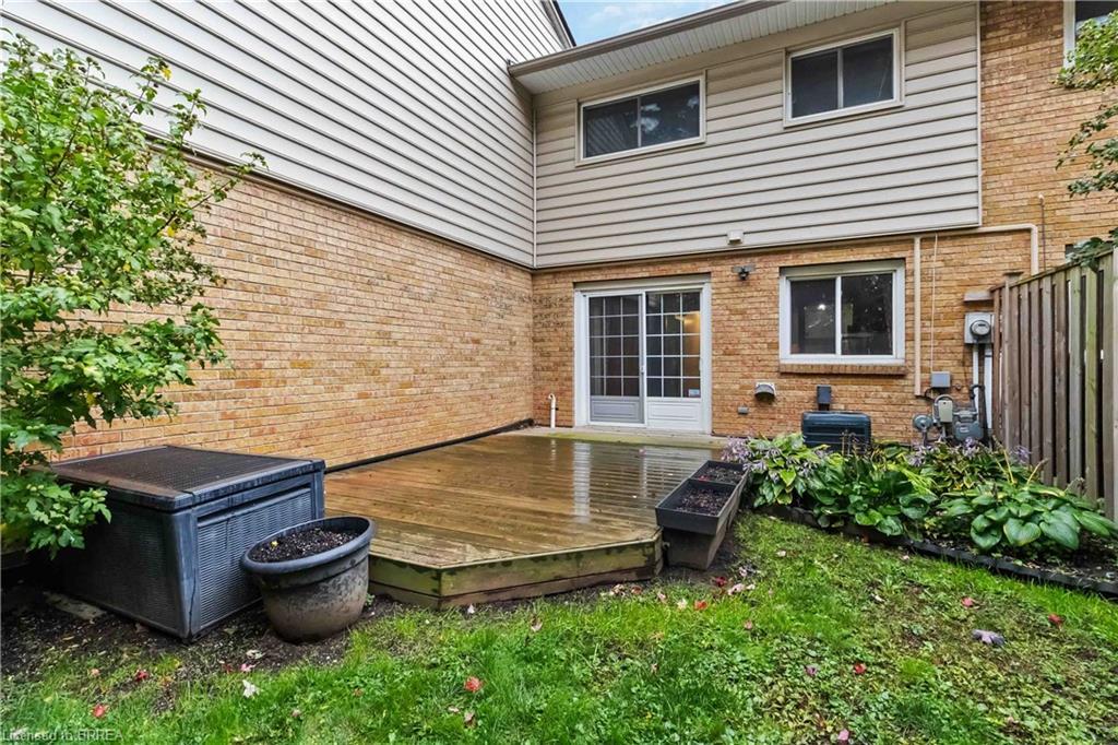 B-671 West Street, Brantford, ON - Outdoor With Exterior