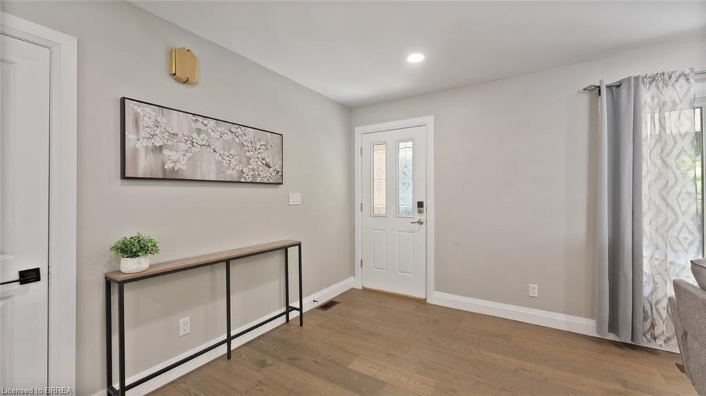 75 Pusey Boulevard, Brantford, ON - Indoor Photo Showing Other Room