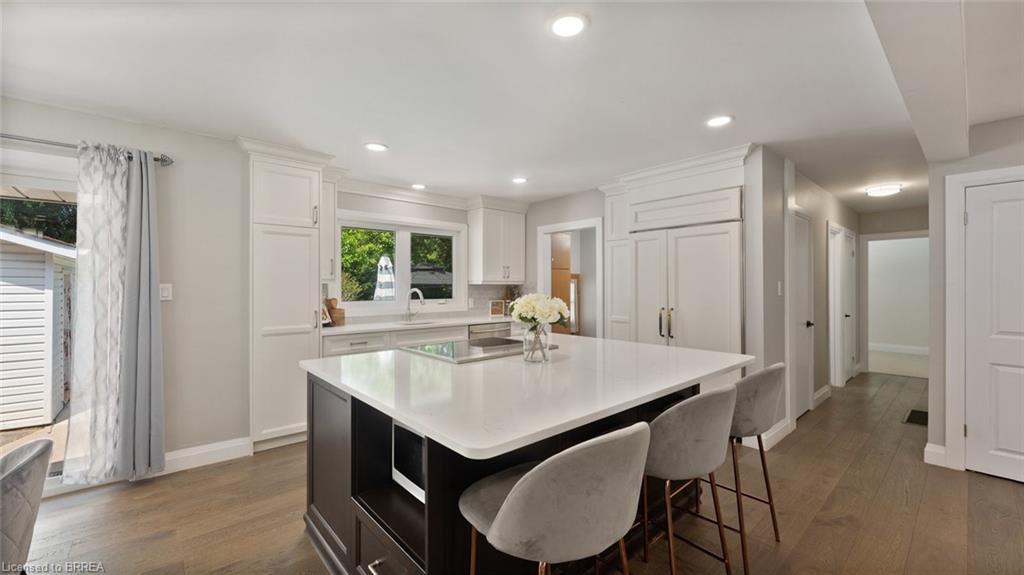 75 Pusey Boulevard, Brantford, ON - Indoor