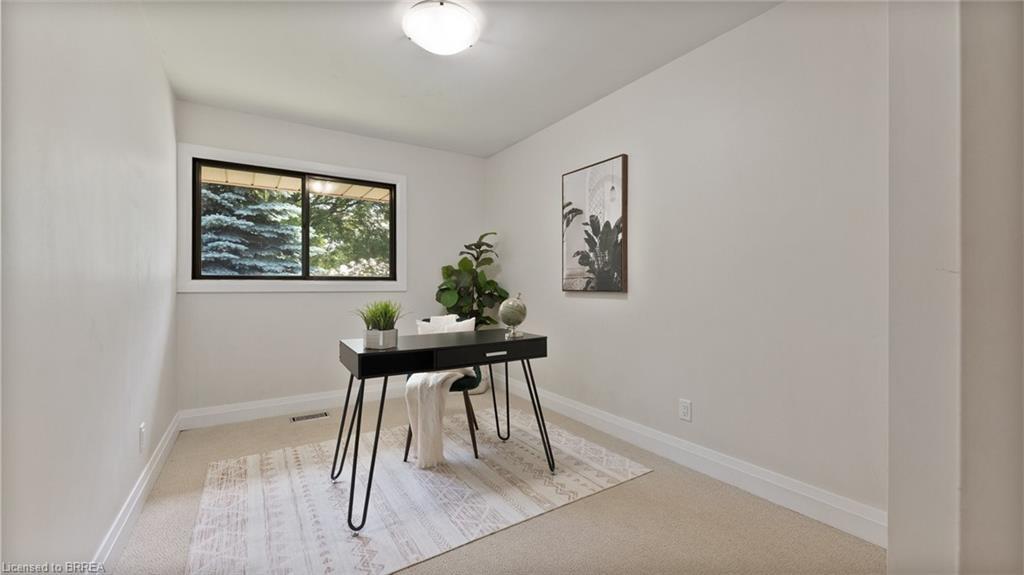 75 Pusey Boulevard, Brantford, ON - Indoor