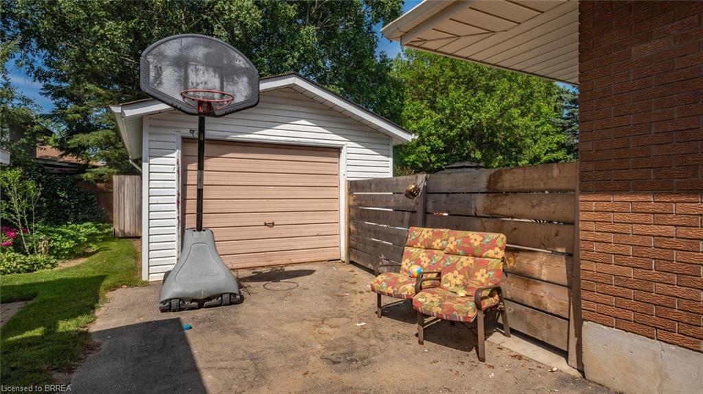 75 Pusey Boulevard, Brantford, ON - Outdoor With Exterior