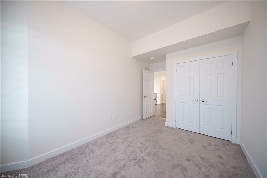 196 Wilmot Road, Brantford, ON - Indoor